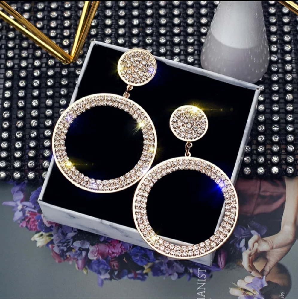 🎀Big Circle Rhinestone Drop Earings - Picture 4 of 5